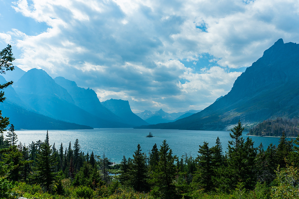 Tour Montana Exploring Big Sky Country featuring Yellowstone