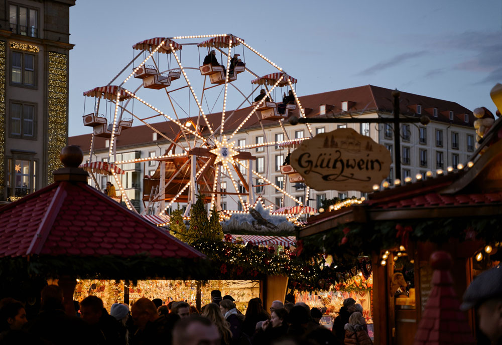 Tour European Christmas Markets featuring Prague, Vienna & Budapest