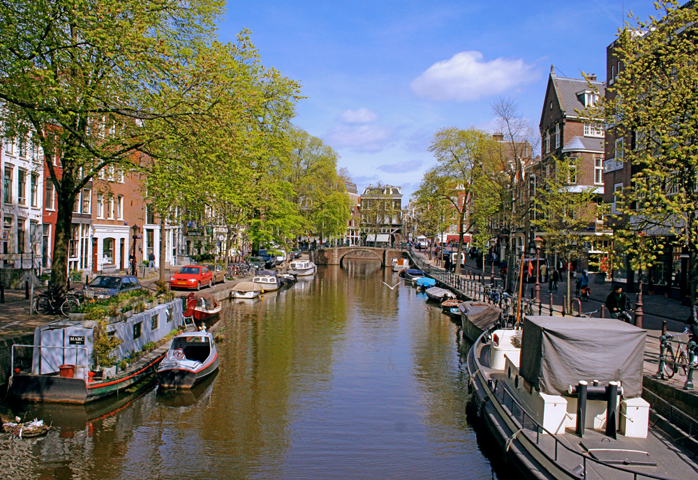 Canals, Champagne & Culture: A Journey through the Netherlands, Belgium & France