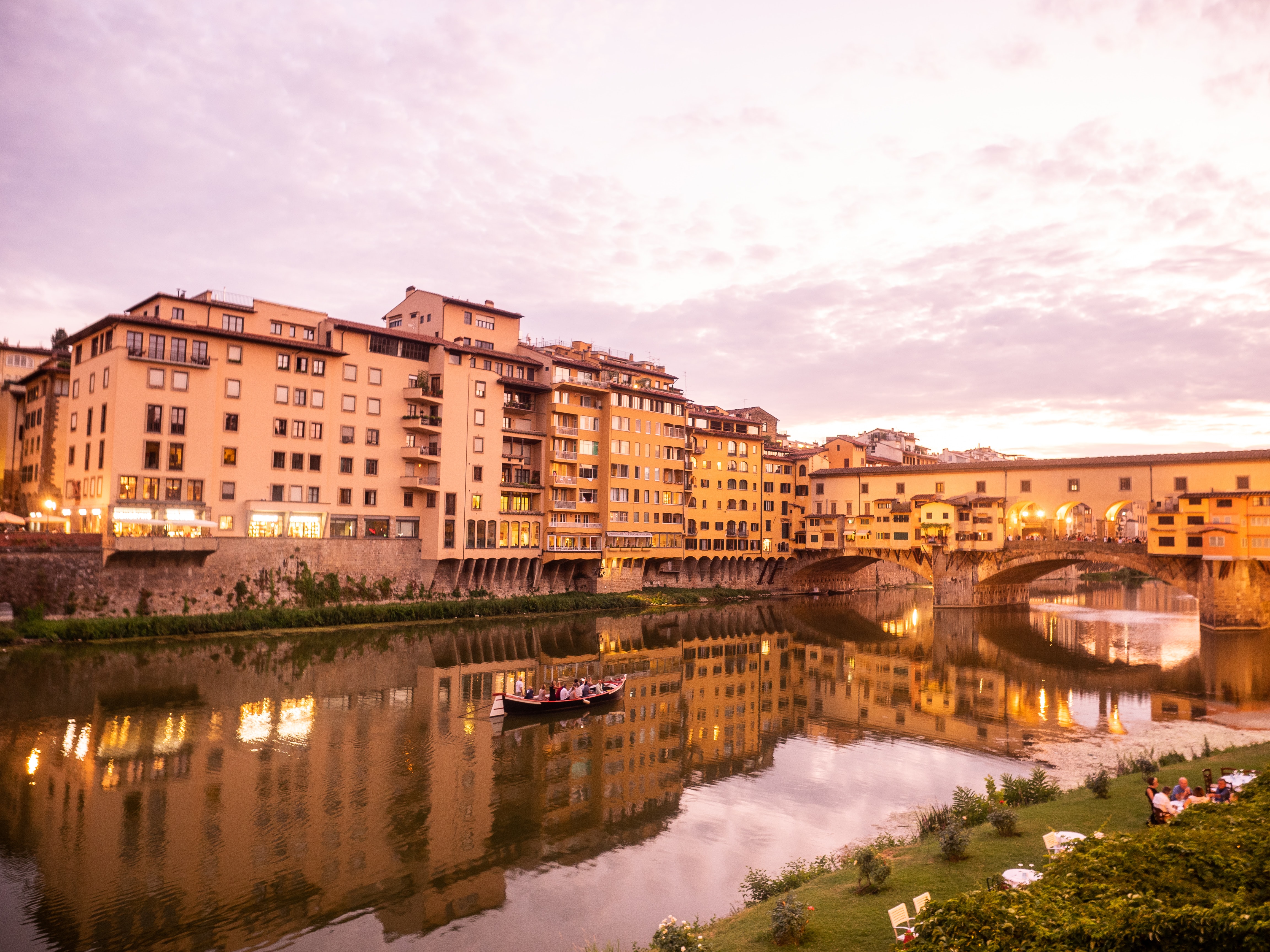 Tuscan & Umbrian Countryside featuring Italy's Charming Hill Towns