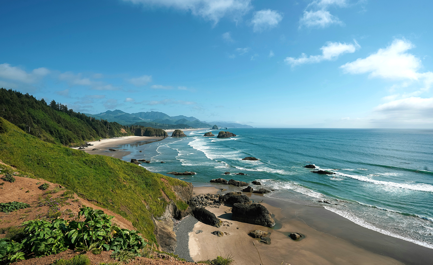 Pacific Northwest & California featuring Washington, Oregon and California