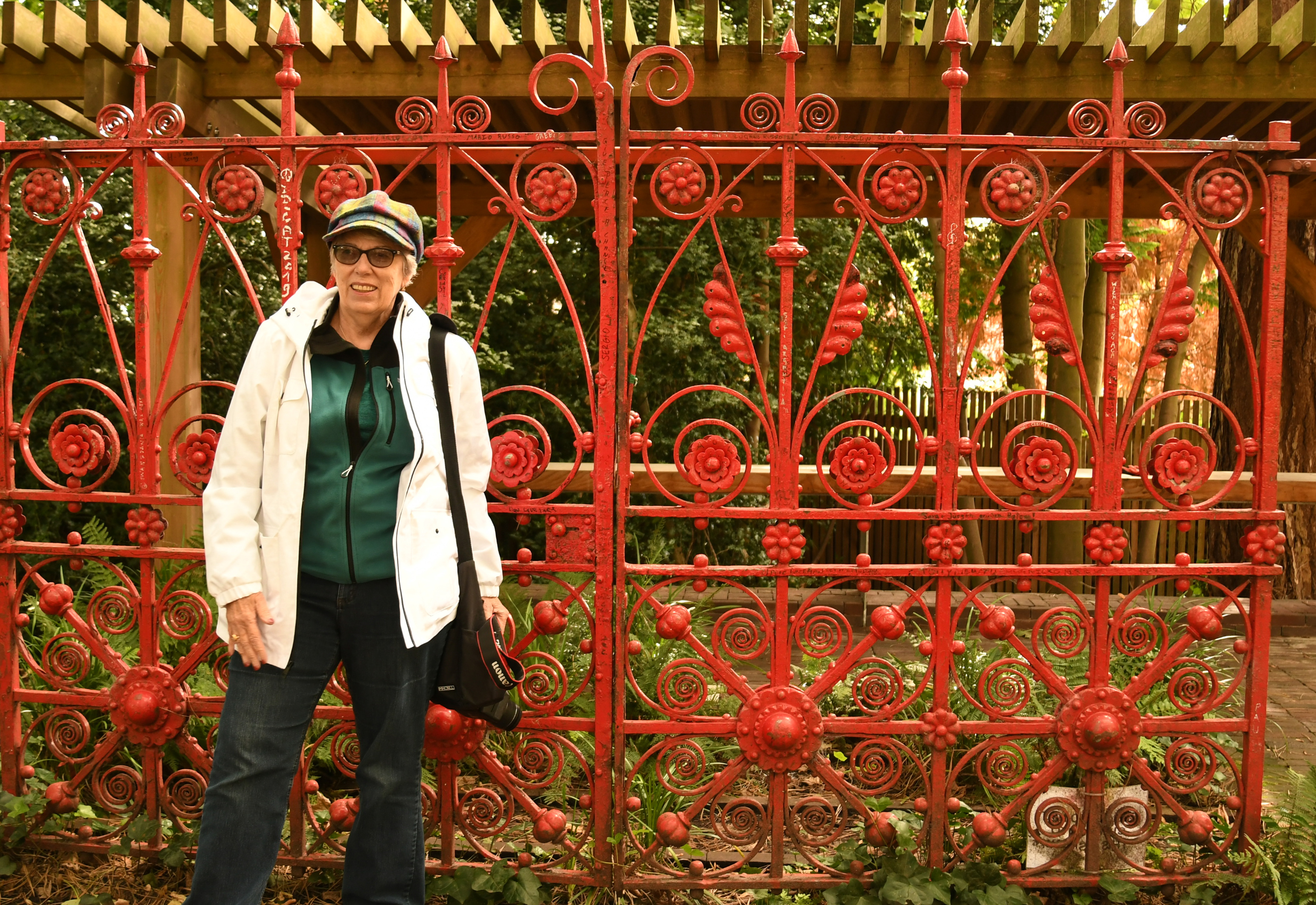 Coasts & Countrysides of England with Edinburgh, Liverpool & London