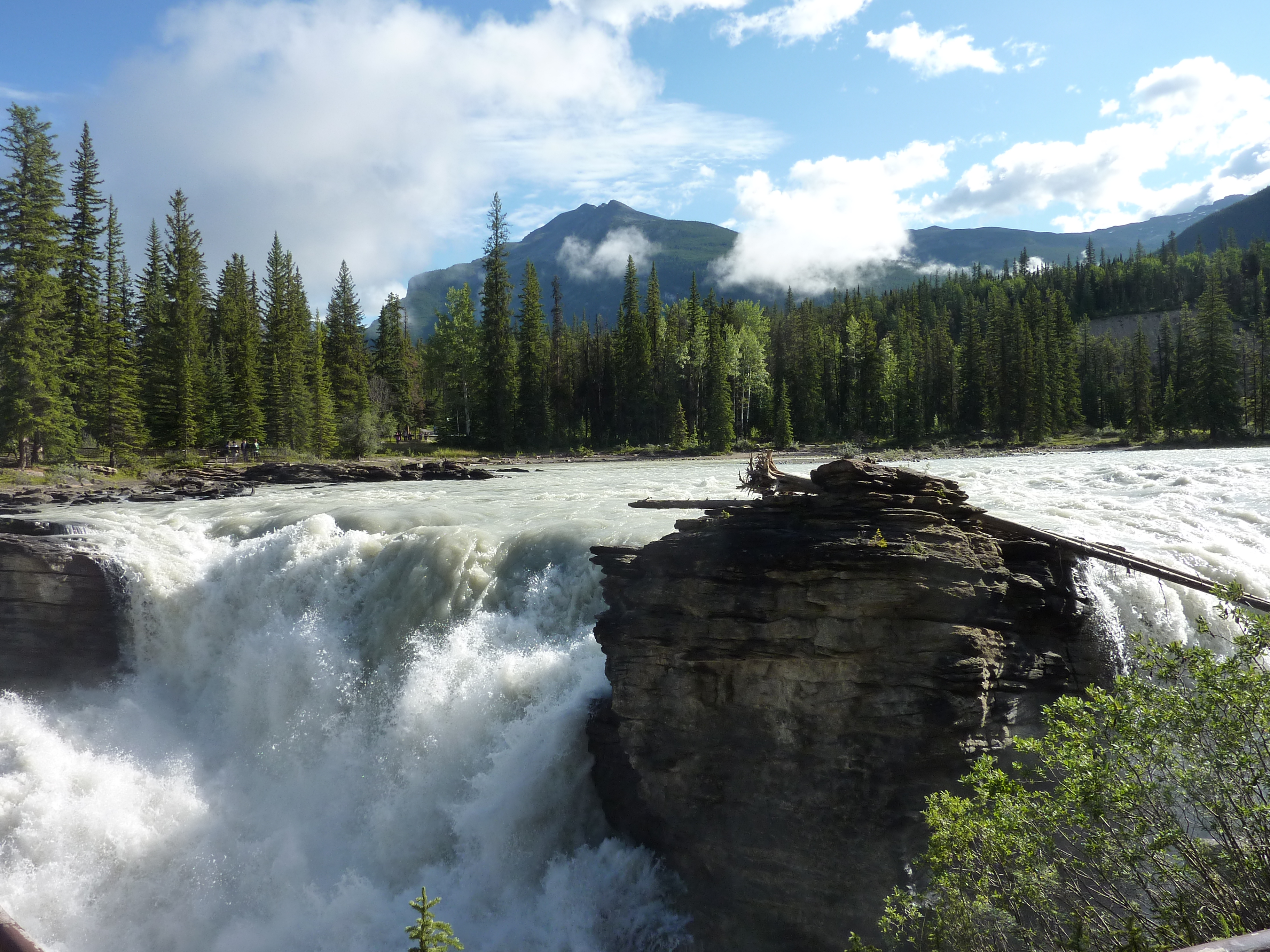 Canadian Rockies & Jasper featuring Rocky Mountaineer