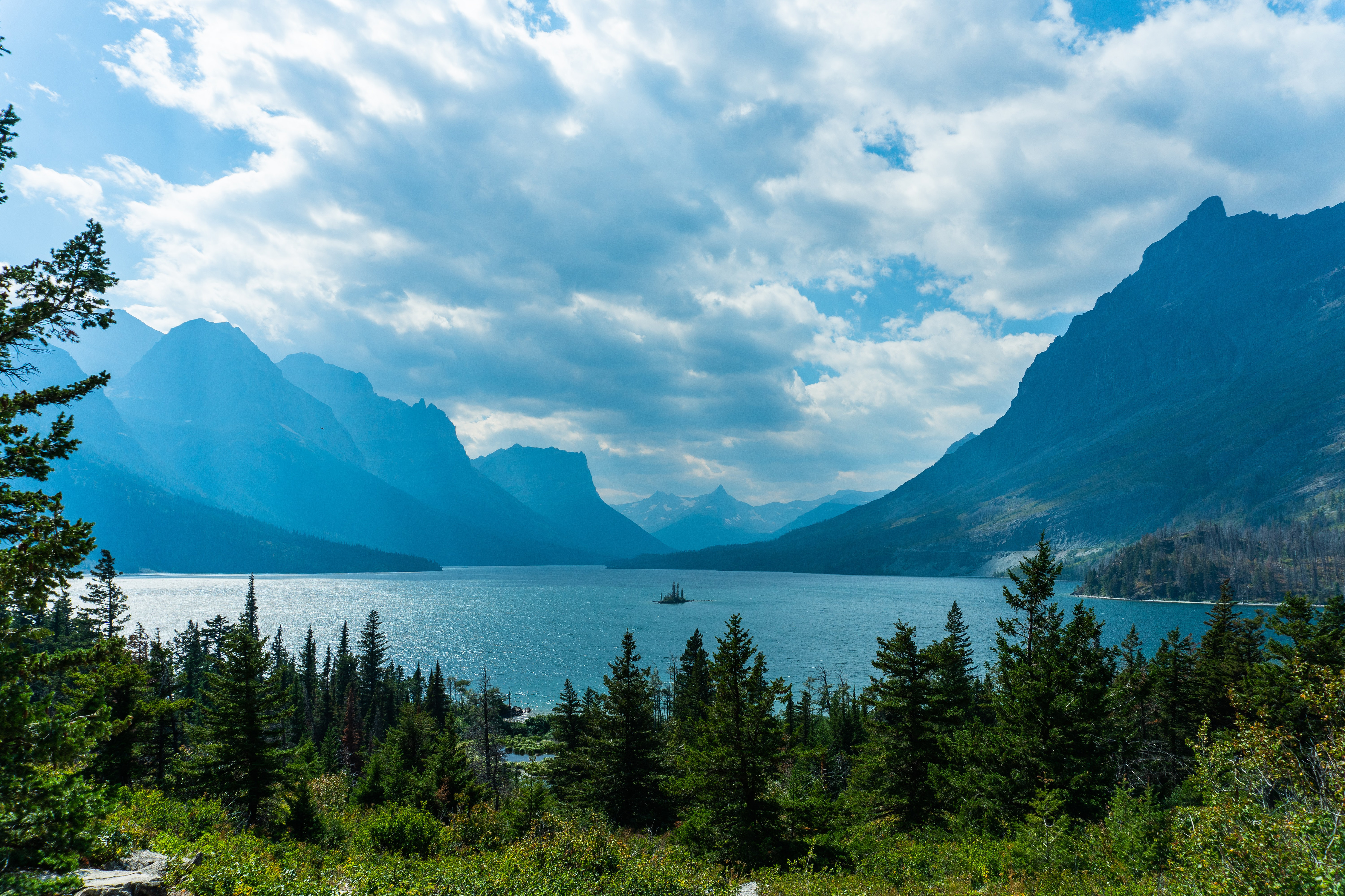 Montana: Exploring Big Sky Country featuring Yellowstone & Glacier National Parks
