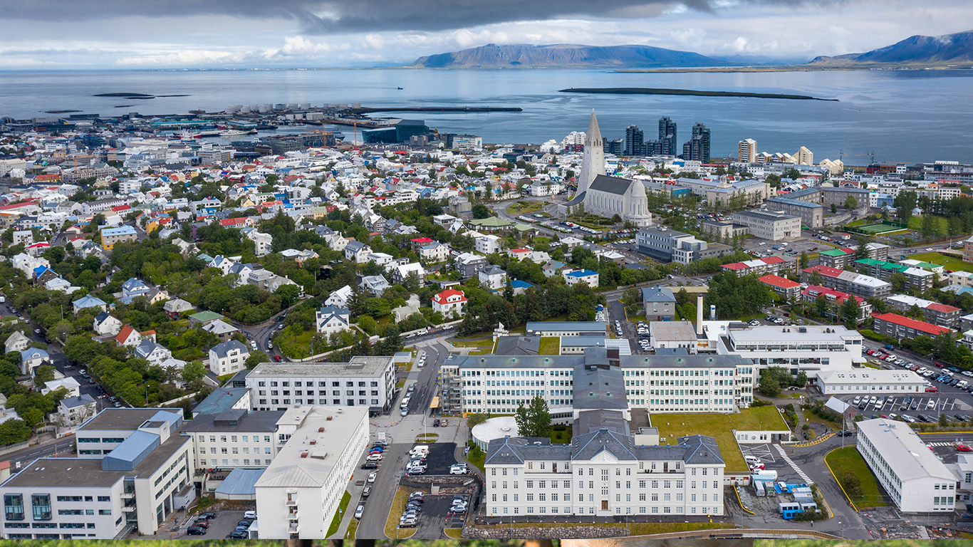 Iconic Iceland Chasing the Northern Lights