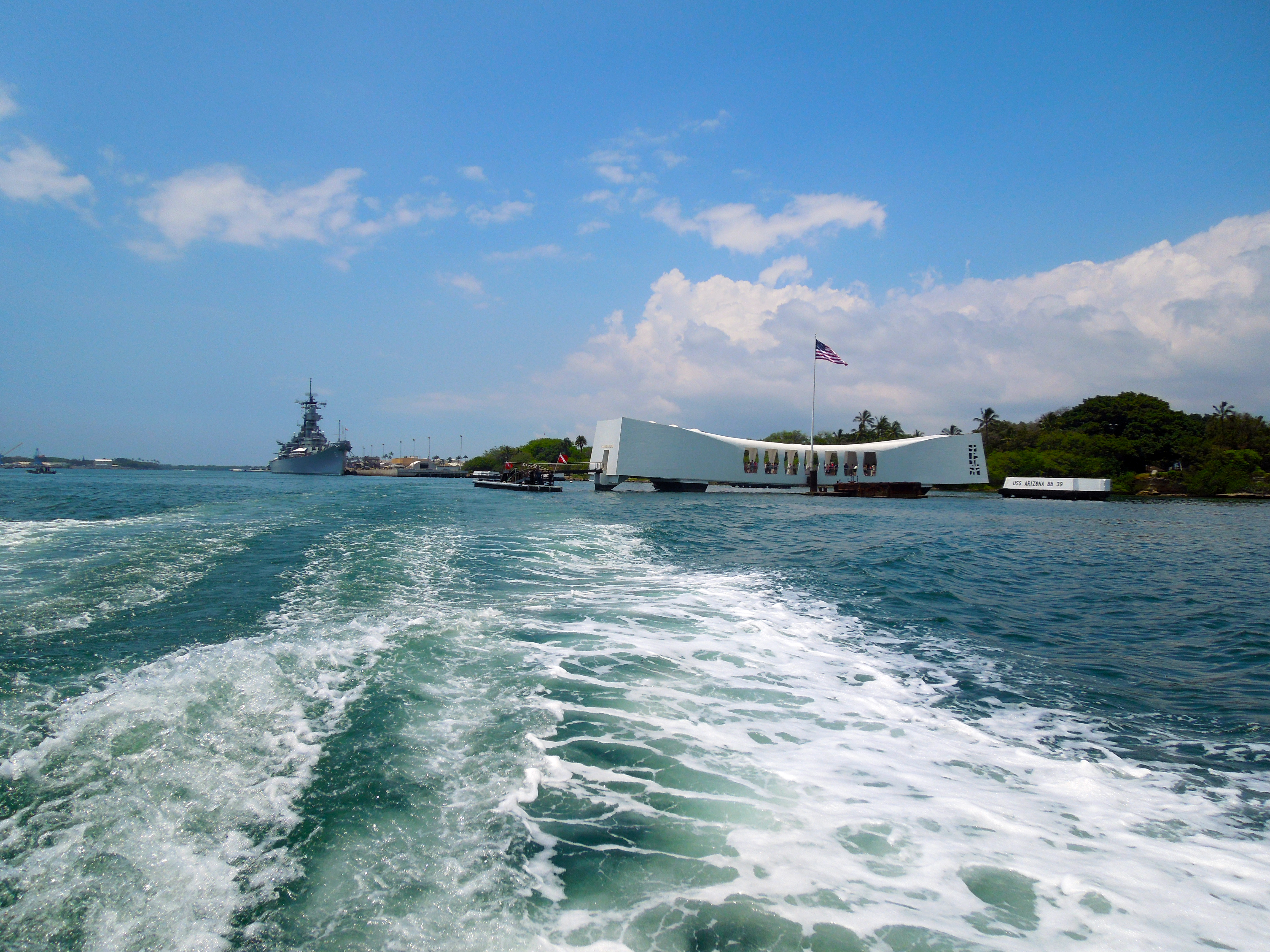 Hawaiian Adventure Three Islands featuring O'ahu, Big Island and Maui