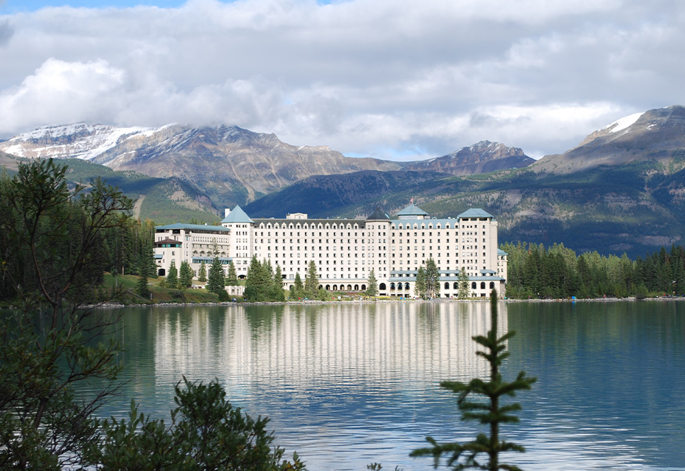 Canadian Rockies & Jasper featuring Rocky Mountaineer